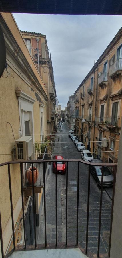 Domus Odeon La Casa Nel Parco Archeologico Di Catania Daire Dış mekan fotoğraf